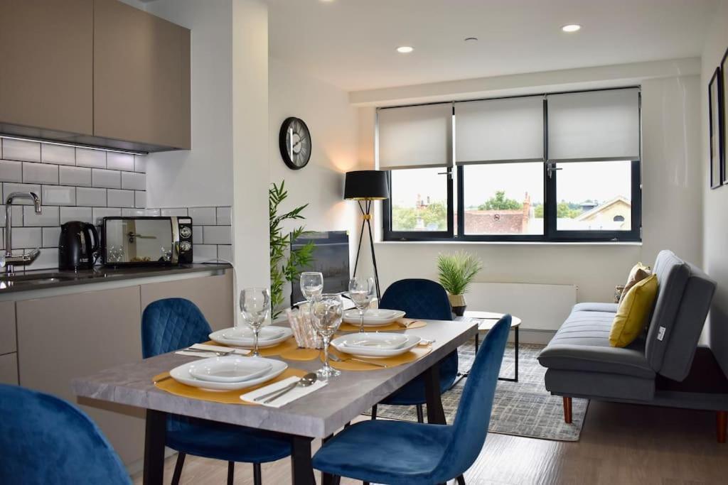 Stylish Modern 1Bed Apartment In Bedford Zewnętrze zdjęcie